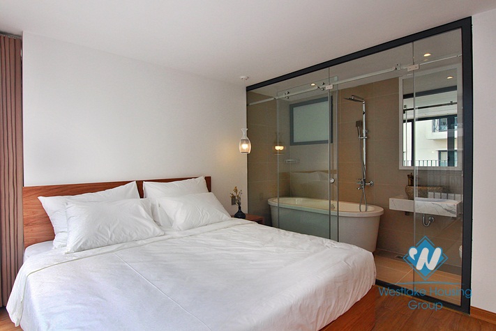 A newly 2 bedroom apartment for rent in Xuan dieu, Tay ho, Ha noi